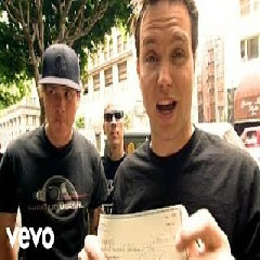 Download Lagu Blink 182 - The Rock Show.mp3